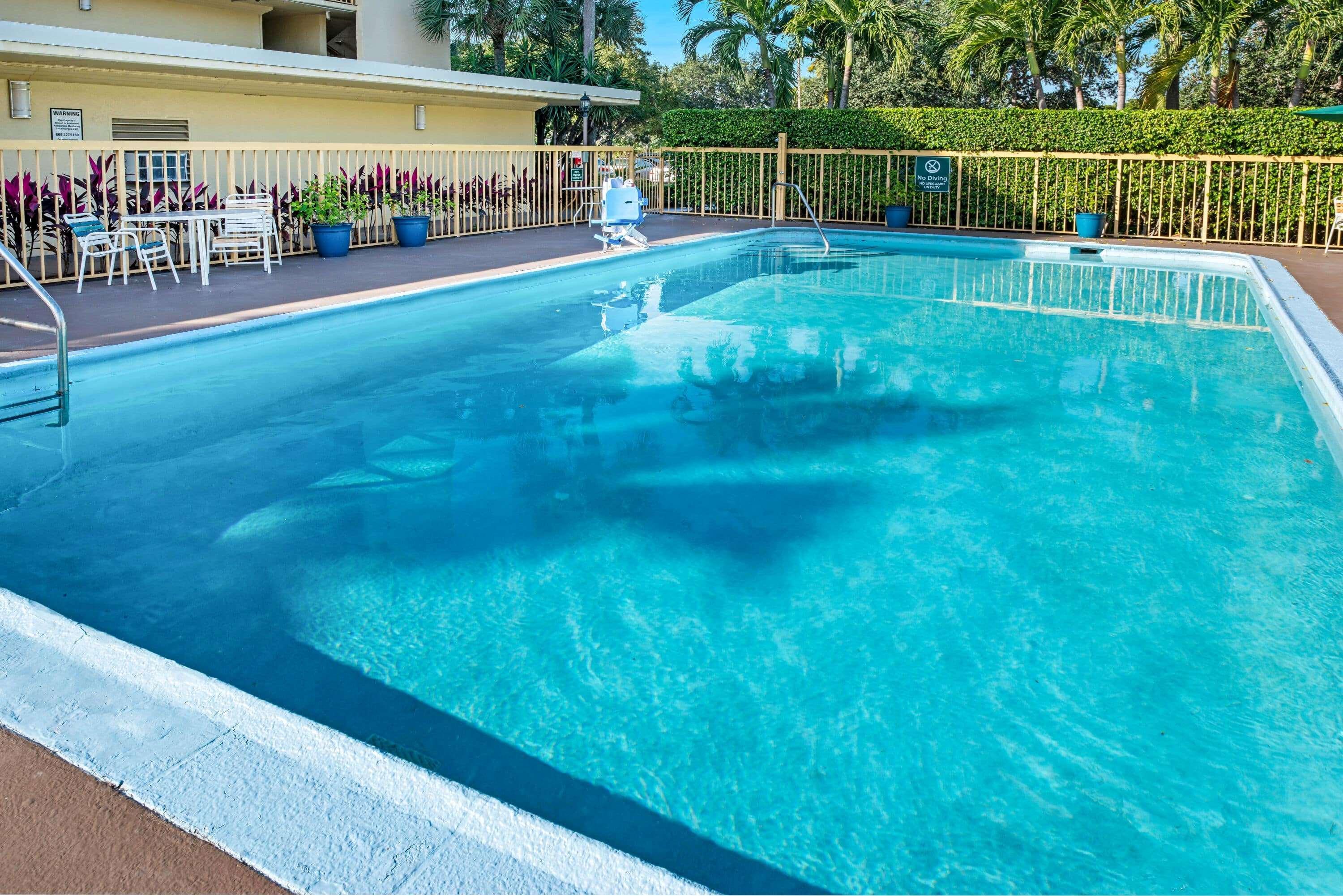 La Quinta Inn By Wyndham West Palm Beach - Florida Turnpike Extérieur photo