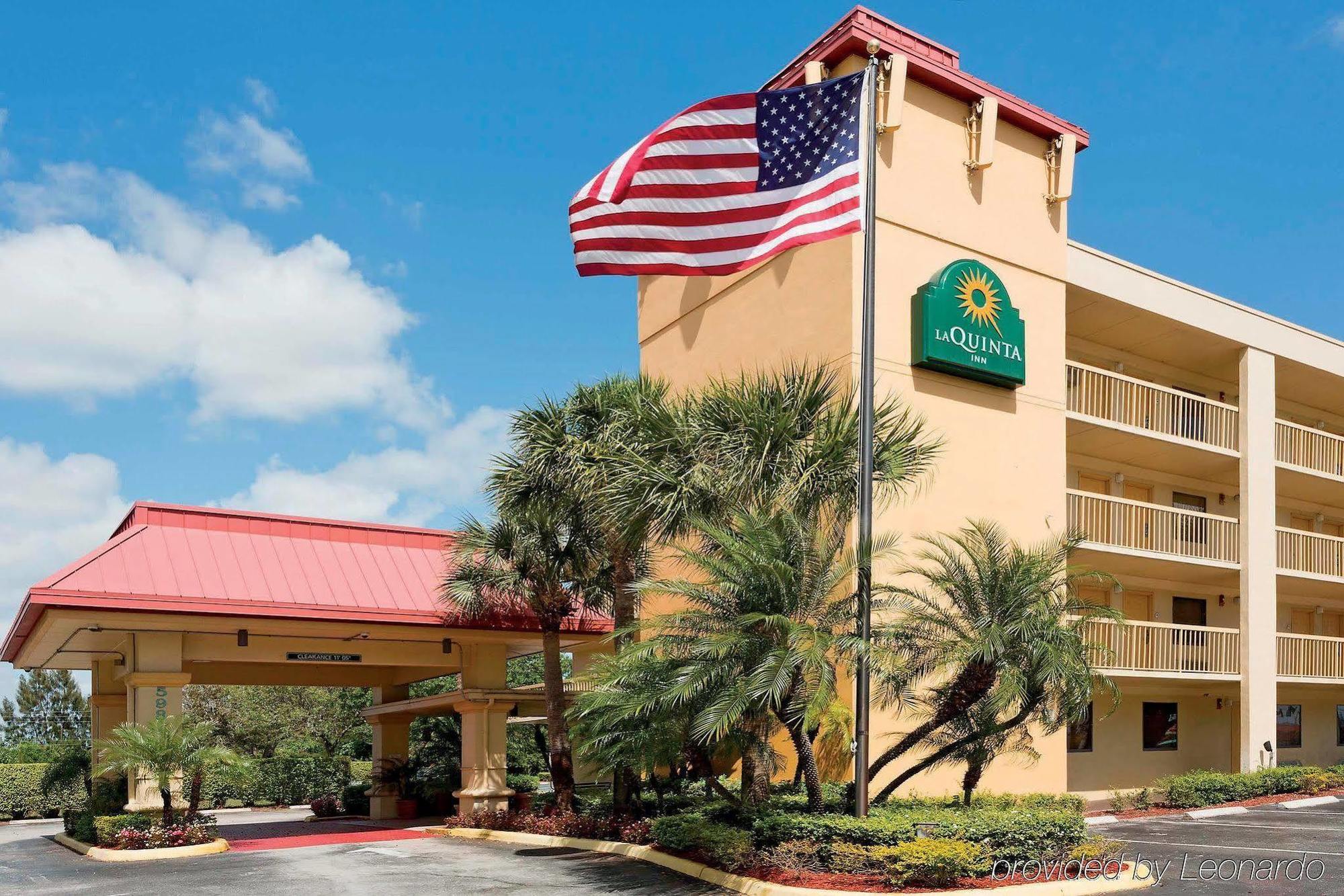 La Quinta Inn By Wyndham West Palm Beach - Florida Turnpike Extérieur photo